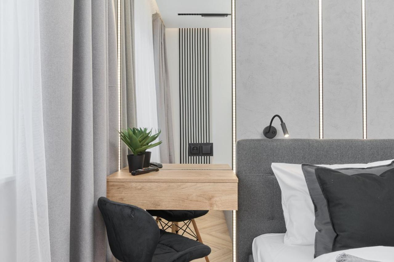 Exclusive Apartment With Balcony & Parking Wroclaw By Renters Prestige Exteriér fotografie