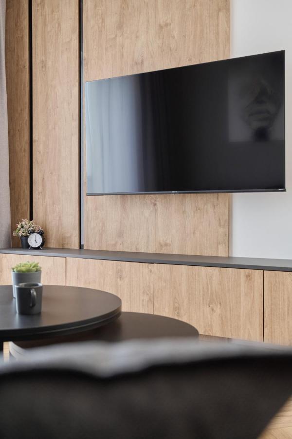 Exclusive Apartment With Balcony & Parking Wroclaw By Renters Prestige Exteriér fotografie