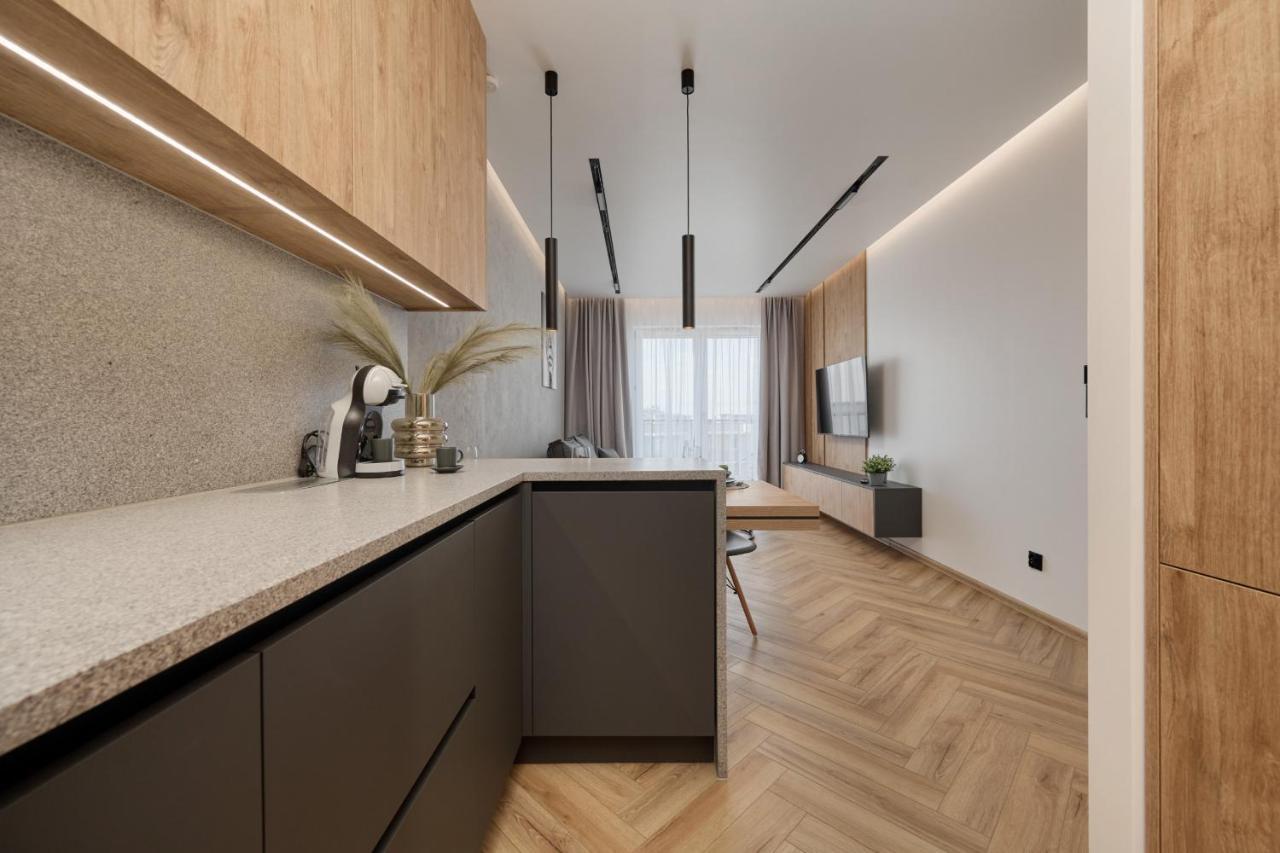 Exclusive Apartment With Balcony & Parking Wroclaw By Renters Prestige Exteriér fotografie